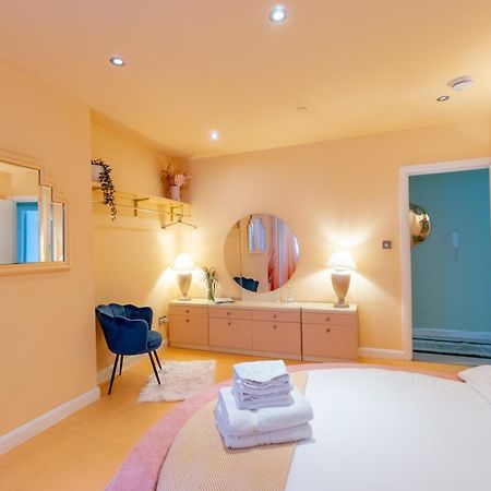 The Courtyard Suite By Margate Suites エクステリア 写真