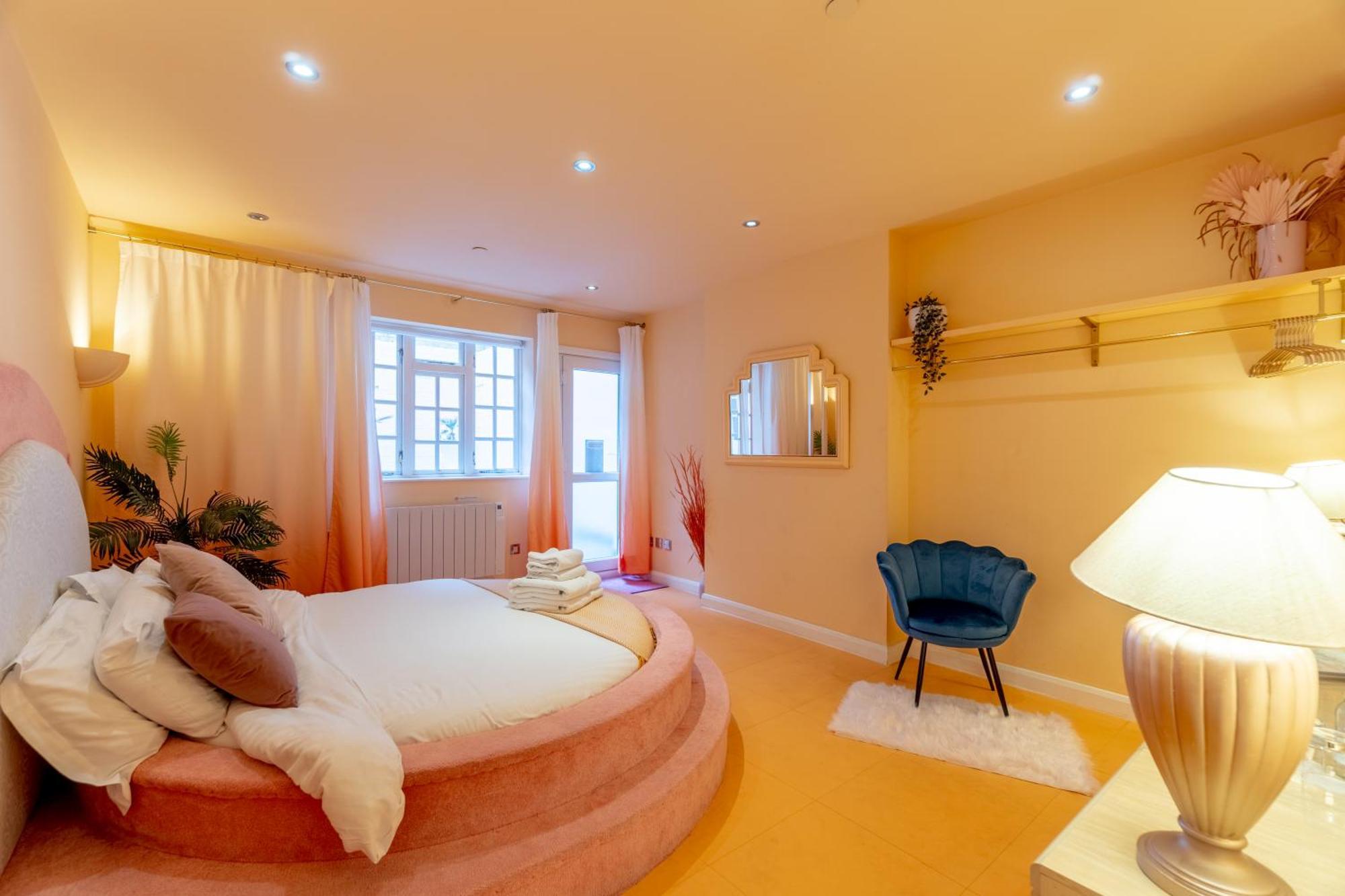 The Courtyard Suite By Margate Suites エクステリア 写真